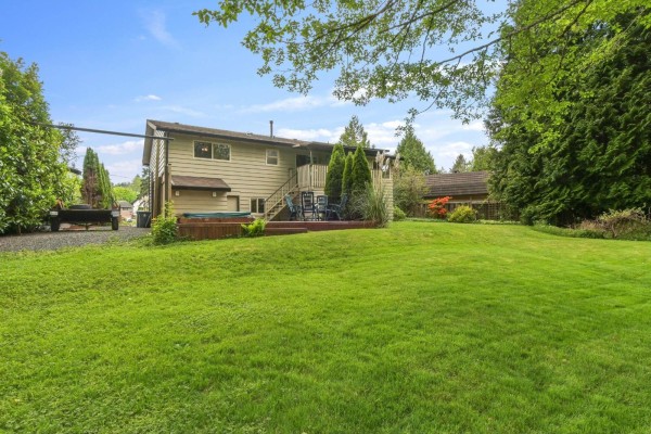 7978 141a Street, Surrey, BC V3W6L6 Photo 4