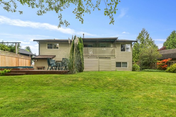 7978 141a Street, Surrey, BC V3W6L6 Photo 5