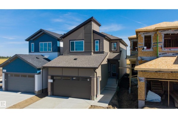 798 Bank Dr, Leduc, AB, photo 2
