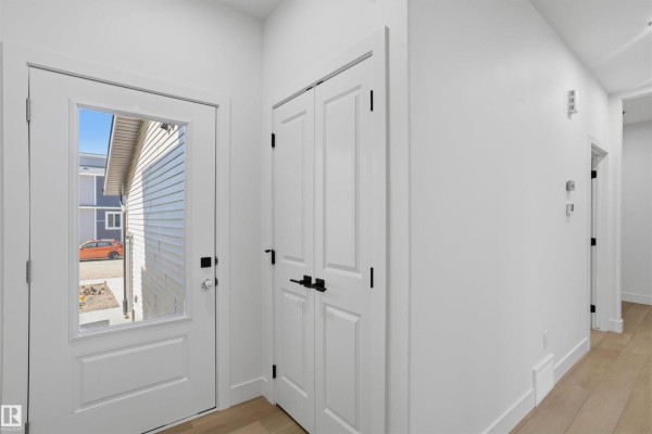 798 Bank Dr, Leduc, AB, photo 3