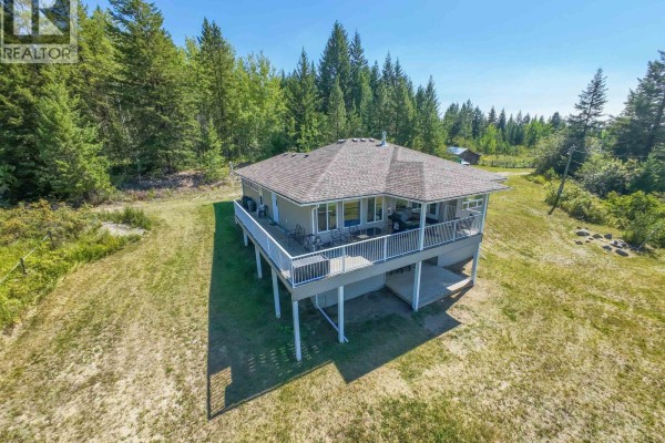 Kitchen - 798 Ruttan Road, Quesnel, BC V2J6K2 Photo 2