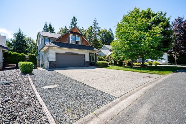 7988 Melburn Drive, Mission, BC V2V7B5 Photo 2