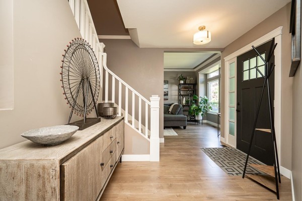 7988 Melburn Drive, Mission, BC V2V7B5 Photo 5