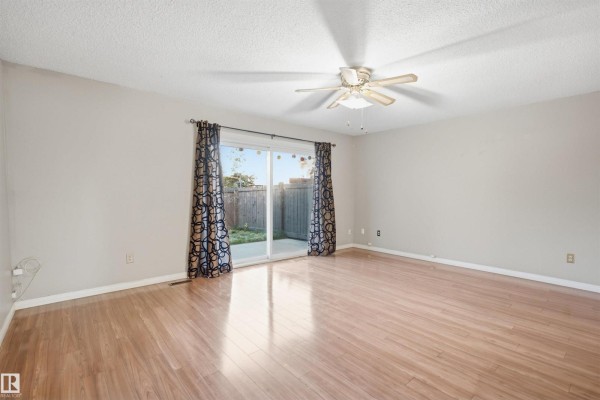Primary Bedroom - 7j Garden Grove Nw, Edmonton, AB T6J2L3 Photo 5