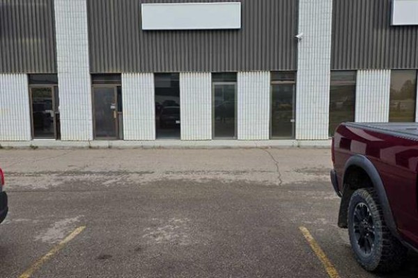 #8, 4830 78 Street, Red Deer, AB, photo 2
