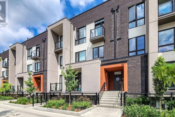 8 - 10 Marquette Avenue, Toronto, ON, photo 2