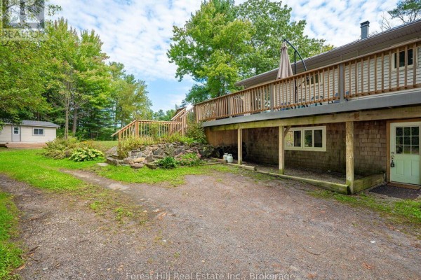 #8 - 1006 Youngs Road, Muskoka Lakes, ON P0B1J0 Photo 3