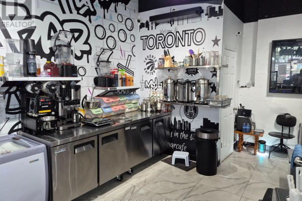 8 - 1205 Queen Street W, Toronto, ON M6K0B9 Photo 5
