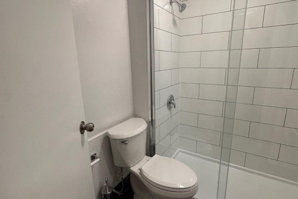 8 - 130 Macpherson Avenue, Toronto, ON, photo 3