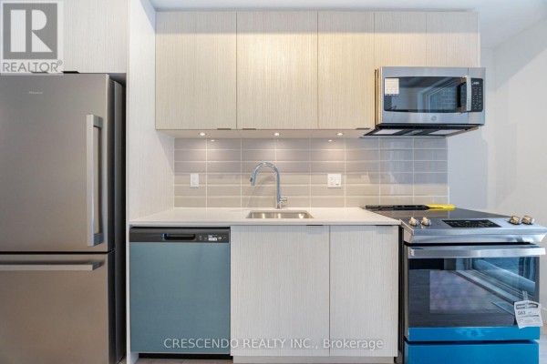 Bedroom 2 - 8 - 176 Clonmore Drive, Toronto, ON M1N0B9 Photo 5