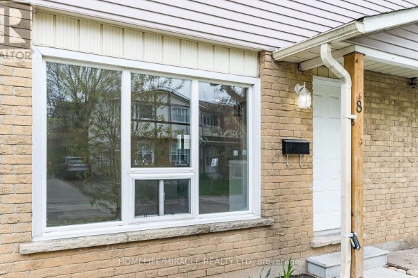 8 - 20 Mayfield Avenue, Waterloo, ON N2J4M5 Photo 4