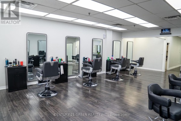 8 - 2565 Steeles Avenue E, Brampton, ON L6T4L6 Photo 2