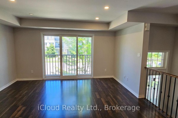 Den - 8 - 3070 Thomas Street, Mississauga, ON L5M0T2 Photo 4