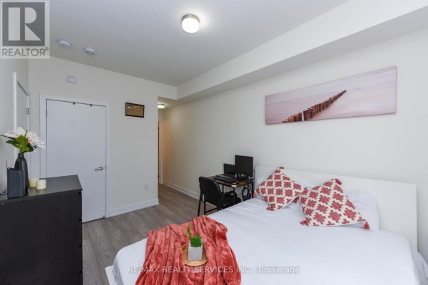 8 - 3476 Widdicombe Way, Mississauga, ON, photo 2