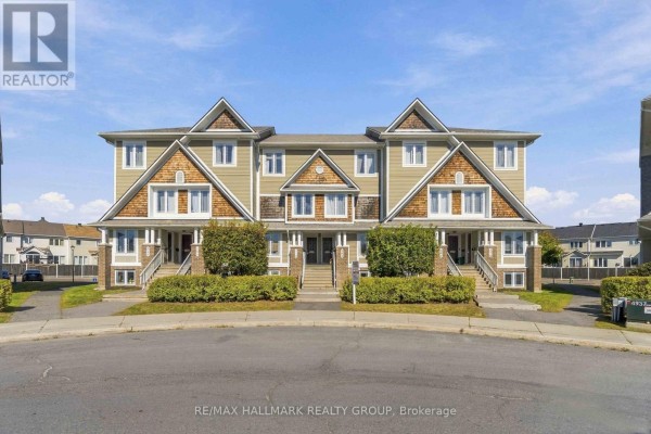 8 - 562 Lakeridge Drive, Ottawa