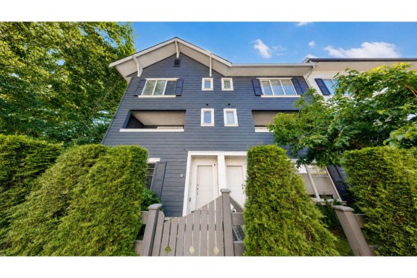 8 16357 15 Avenue, Surrey, BC V4A0C2 Photo 2