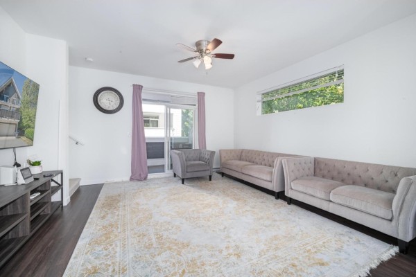 8 16357 15 Avenue, Surrey, BC V4A0C2 Photo 4