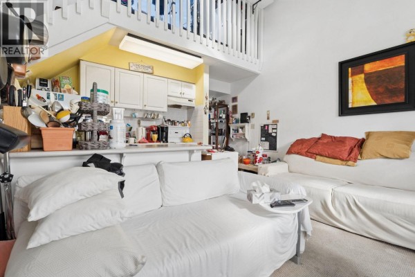 8 2023 W 4th Avenue, Vancouver, BC V6J1N3 Photo 4
