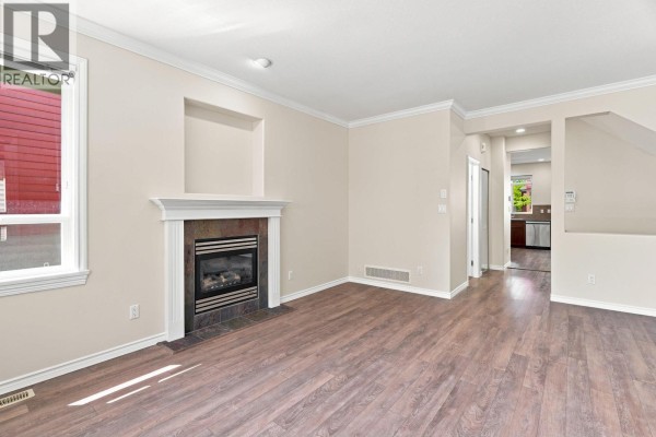 8 2281 Argue Street, Port Coquitlam, BC V3C6R4 Photo 5