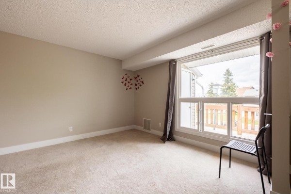 Kitchen - #8 2703 79 St Nw, Edmonton, AB T6K3Z6 Photo 3