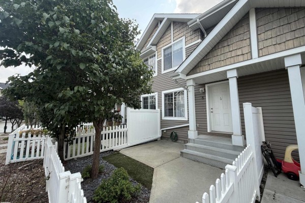 #8 3075 Trelle Cr Nw, Edmonton, AB T6R3V5 Photo 5