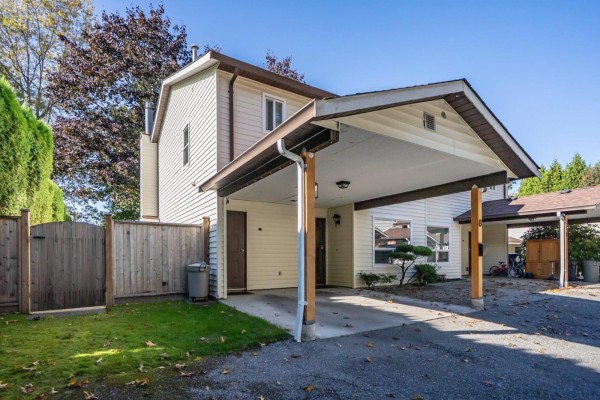 8 4840 207 Street, Langley, BC V3A2E3 Photo 4