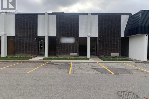 #8-9 - 22 Melanie Drive, Brampton, ON, photo 2
