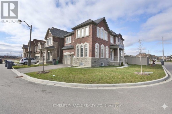 8 Arrowstone Court, Brampton, ON, photo 3