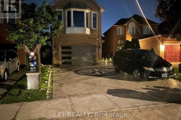 8 Banner Road, Brampton