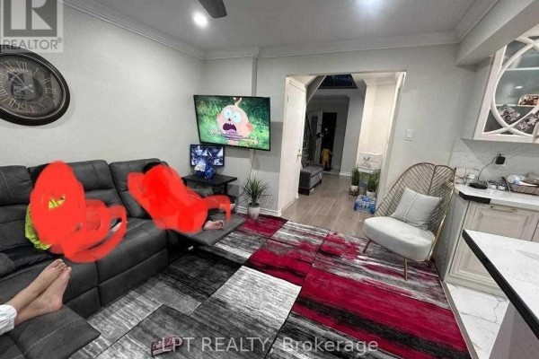 8 Banner Road, Brampton, ON L6X4K6 Photo 2