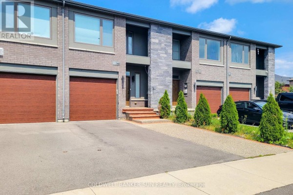 8 Bedrock Drive, Hamilton, ON, photo 3