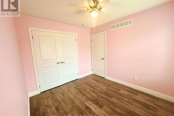 8 Beechener Street, Georgina, ON L0E1R0 Photo 5