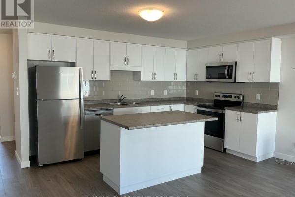 8 Beverly Street, Springwater, ON L0L1P0 Photo 2