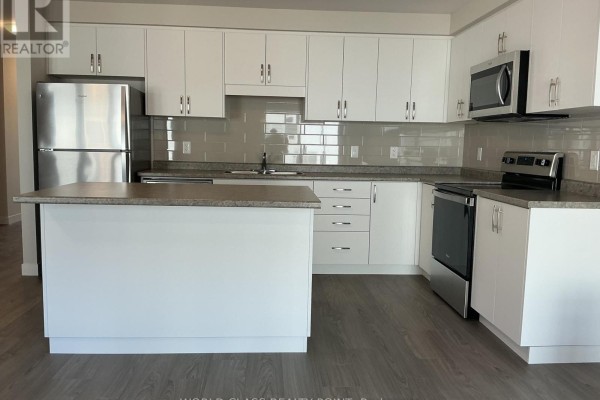 8 Beverly Street, Springwater, ON L0L1P0 Photo 3