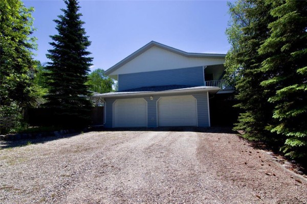 Laundry room - 8 Bison Drive, Minnedosa, MB R0J1E0 Photo 5