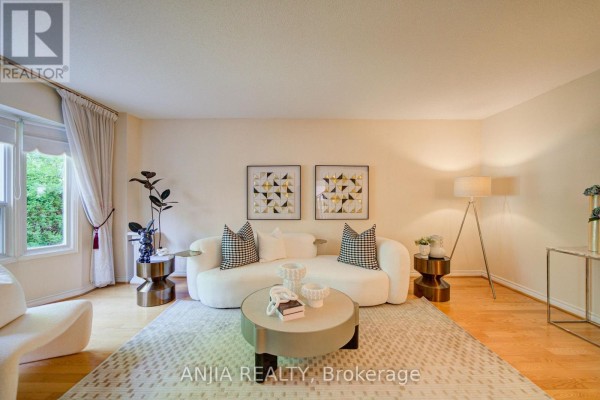 Bedroom 4 - 8 Brooklyn Crescent, Markham, ON L3P7C1 Photo 4