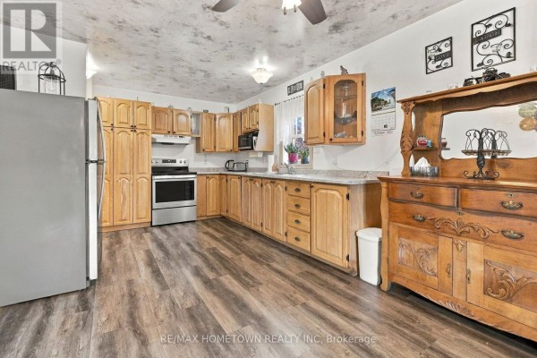 Kitchen - 8 Brouse Drive E, South Dundas, ON K0E1K0 Photo 3