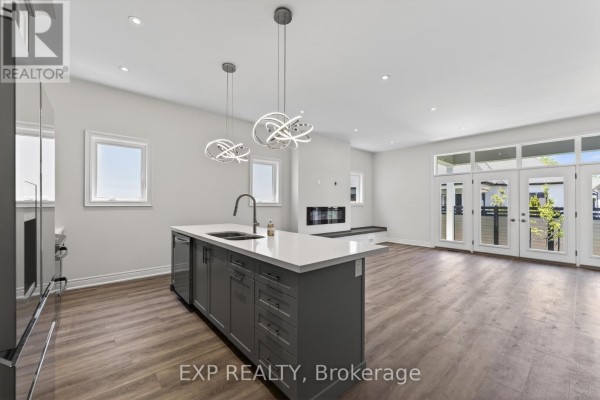 8 Butternut Crescent, Fort Erie, ON L0S1N0 Photo 2