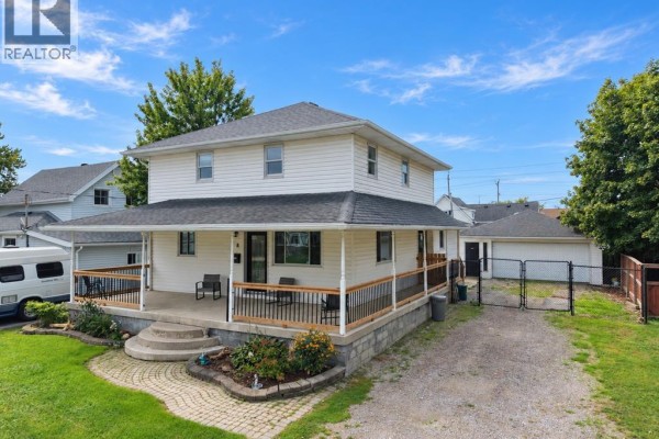 8 Canary Crescent, Wallaceburg, ON, photo 2
