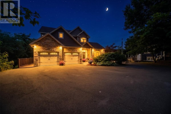 8 Carriage Lane, St  John S, NL, photo 3