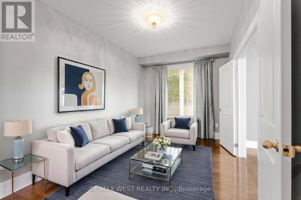 8 Chapel Gully Trail, King, ON, photo 3
