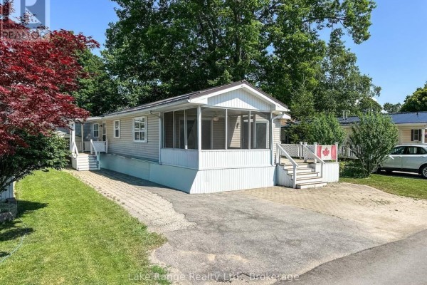 8 Cherokee Lane E, Ashfield Colborne Wawanosh, ON N7A3Y2 Photo 3