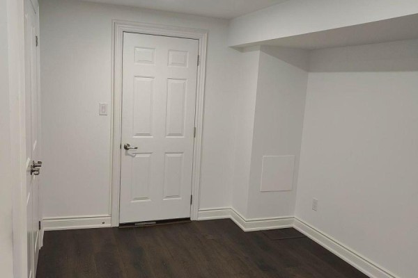 Den - 8 Chiming Road, Brampton, ON L6P4E1 Photo 5
