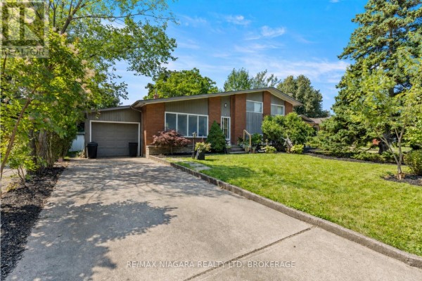 8 Cullen Drive, St  Catharines, ON, photo 2