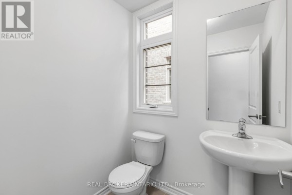 8 Daisy Street, Springwater, ON, photo 3