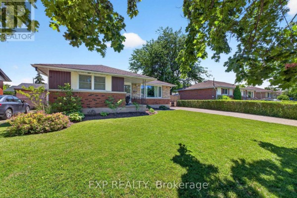 8 Dunraven Avenue, St  Catharines, ON, photo 3