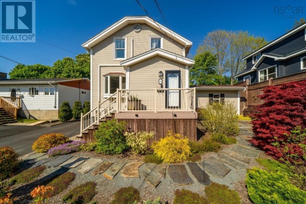 8 Eaton Avenue, Dartmouth, NS, photo 2