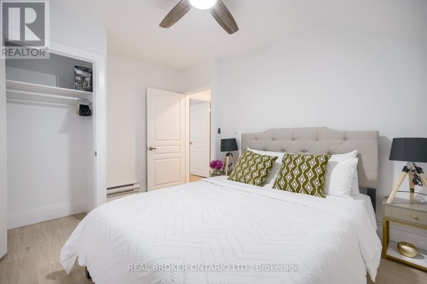 8 Elizabeth Street, St  Catharines, ON, photo 2