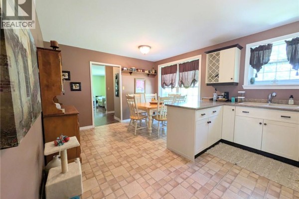 Bedroom - 8 Fenton Street, Miramichi, NB E1N3G3 Photo 5