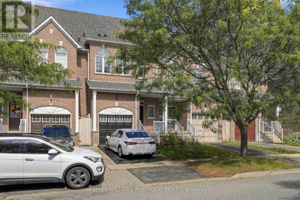 8 Gateway Court, Whitby, ON, photo 3